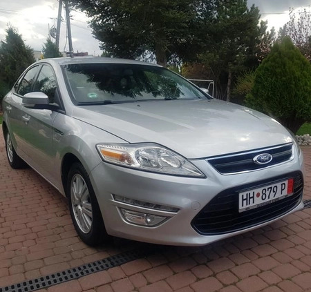 Ford Mondeo cena 16900 przebieg: 240000, rok produkcji 2011 z Staszów małe 436